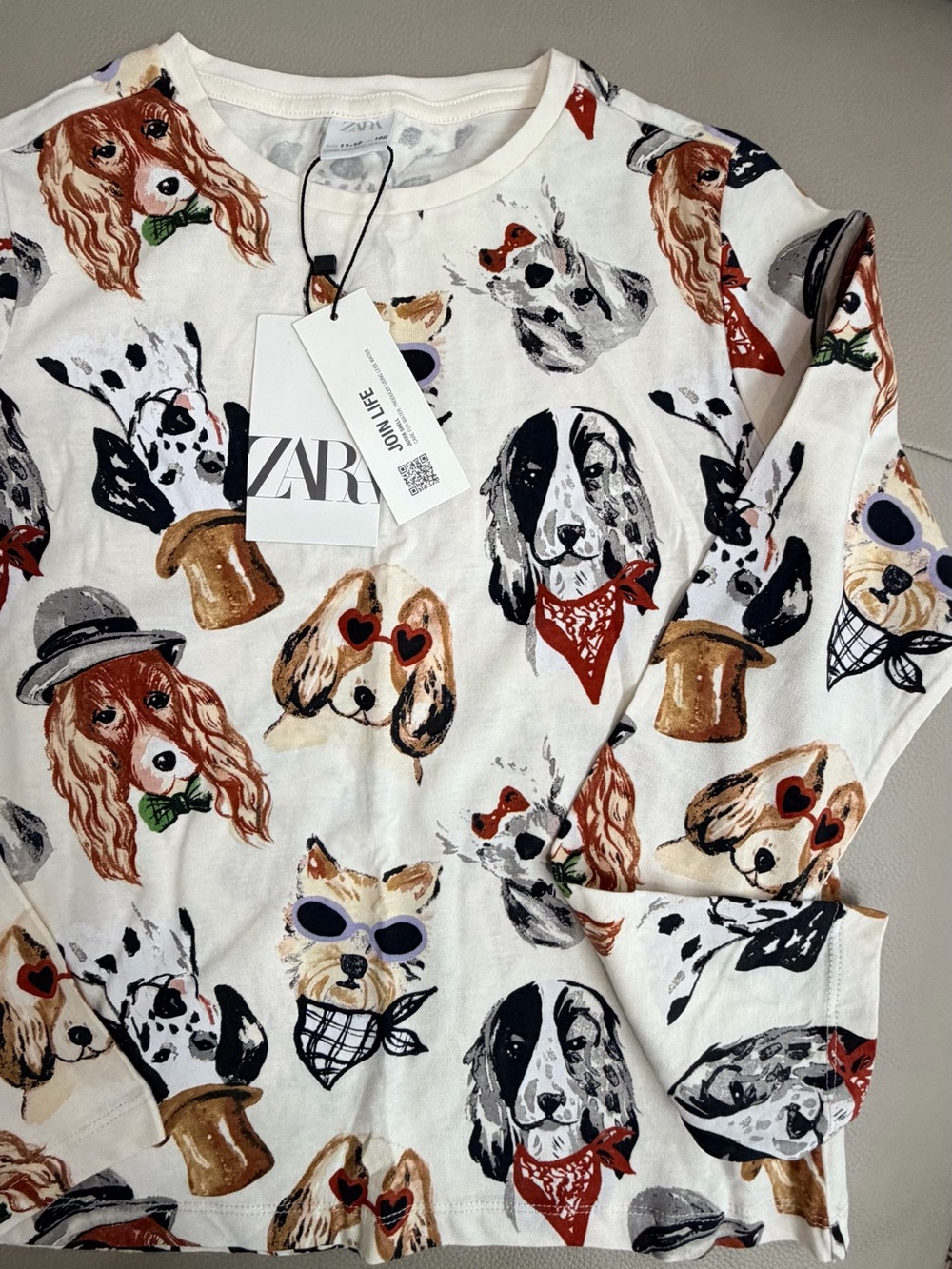 Zara White Long Sleeve Tee with Dog Portraits in Brown Black Red and Tan